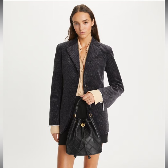 Tory Burch Pre Owned Black Fleming Soft Leather Bucket Bag with short/long strap - Picture 2 of 14